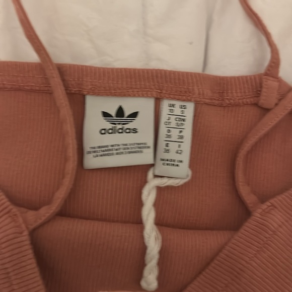 Adidas Pink sparkle logo cropped tank top never worn size small!🩷 - Picture 3 of 4